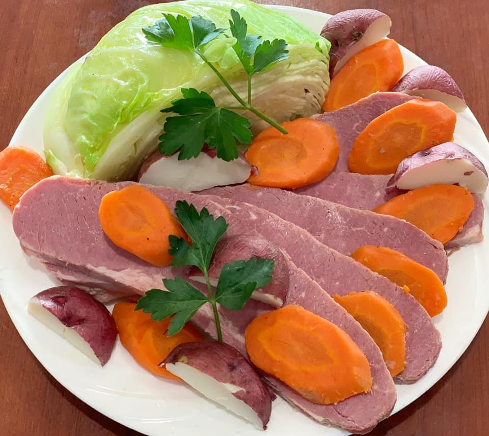 Corned beef and cabbage with carrots and potatoes